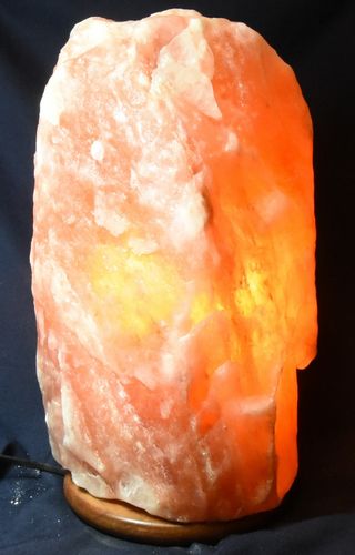 Lampe aus Salzkristall